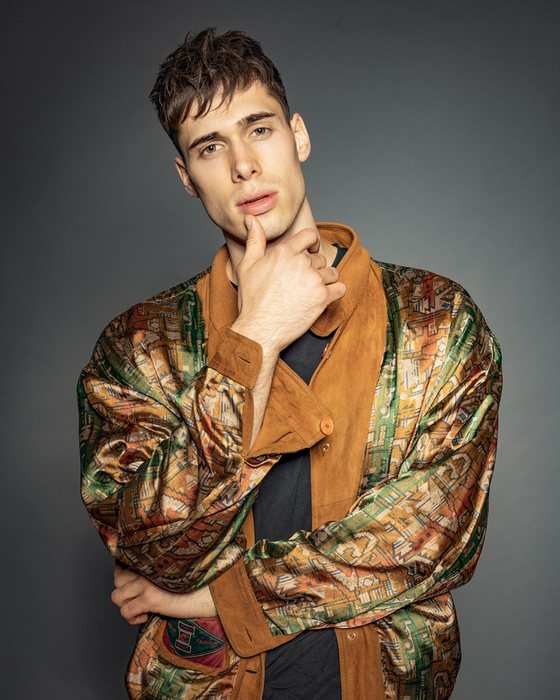 studio beauty fashion portrait